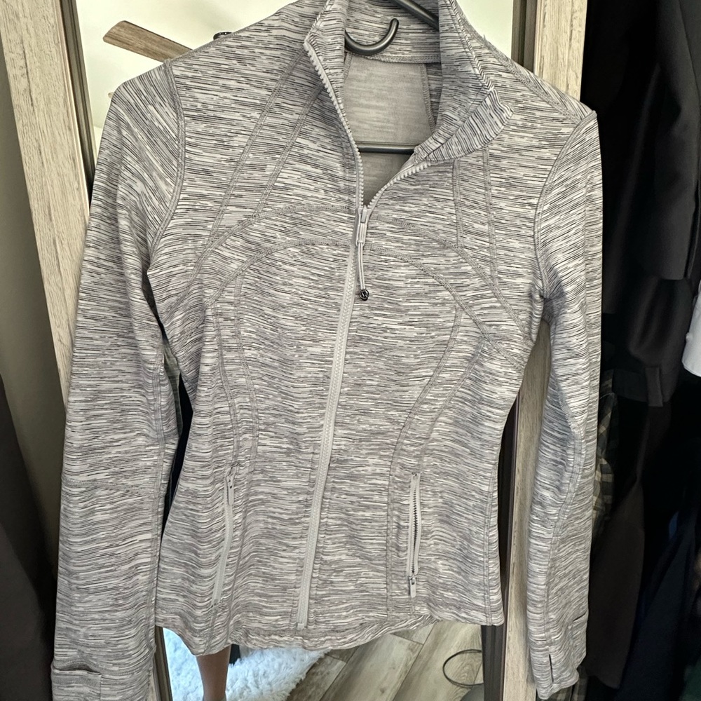 Grey/white lululemon scuba jacket